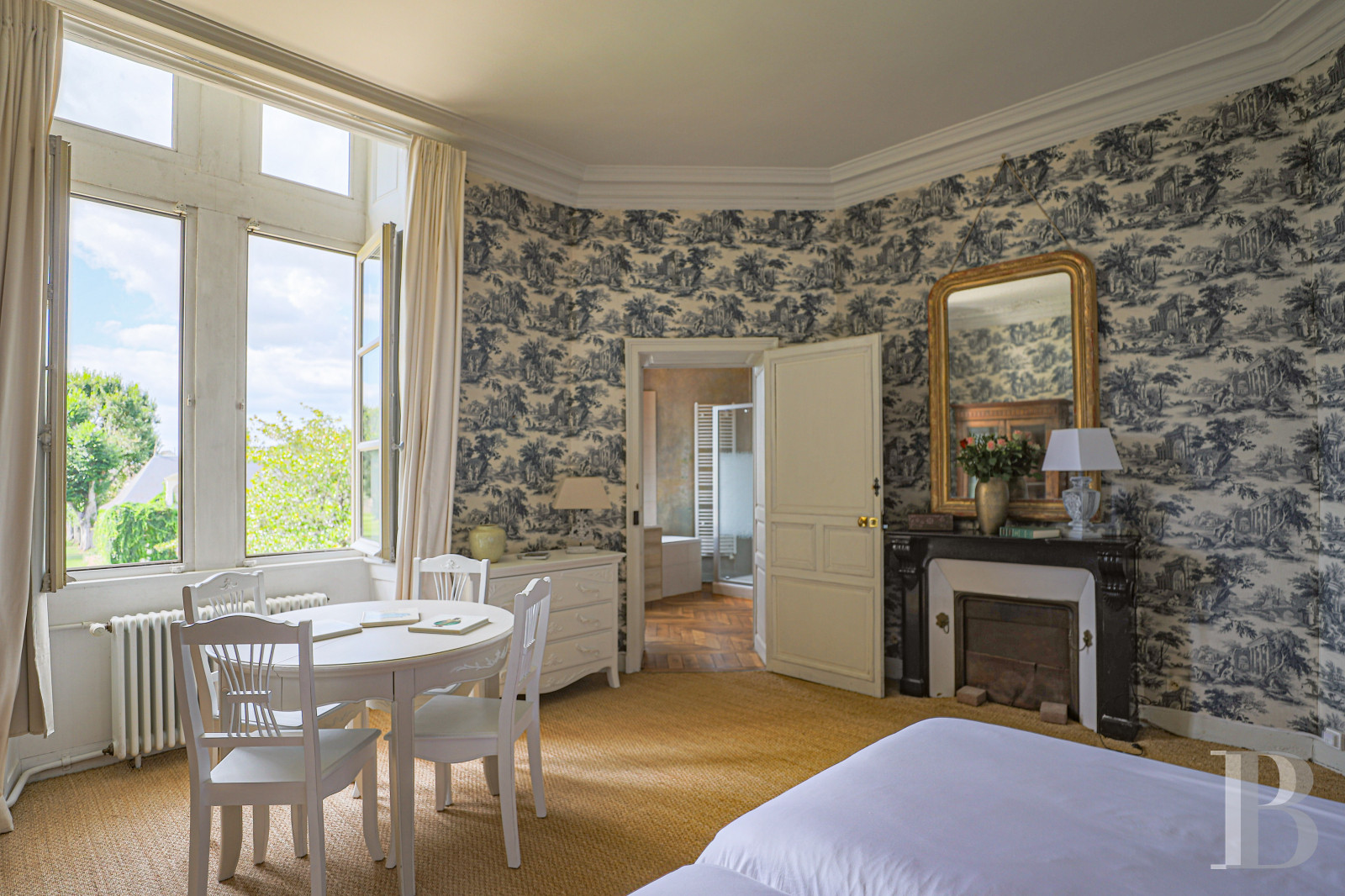 Dans la Sarthe, à l’est du Mans, un château du 19e siècle d’inspiration Renaissance dans son parc de onze hectares - photo  n°19